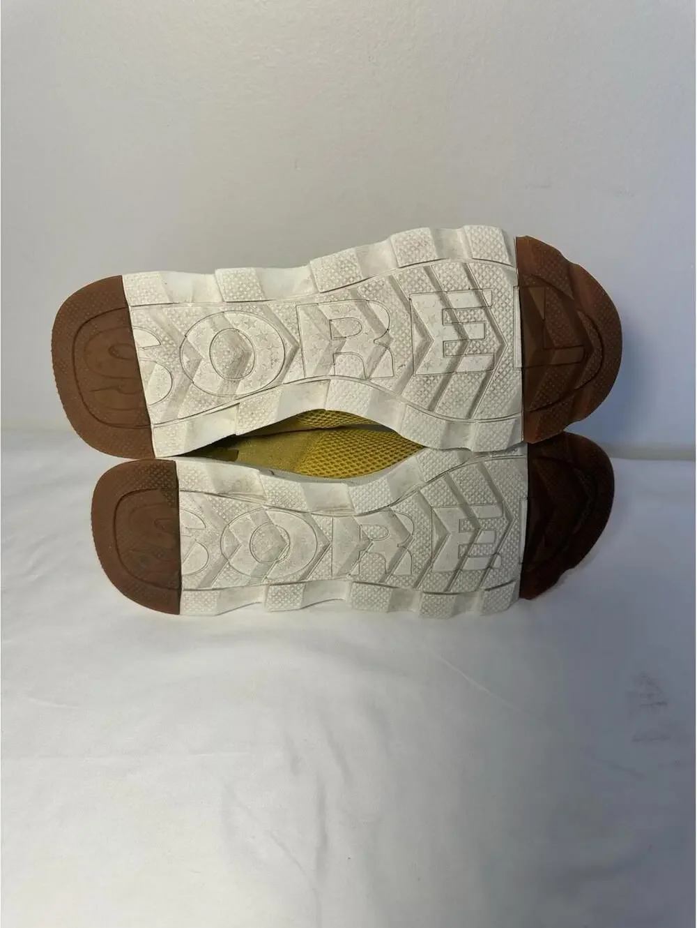 Sorel women low
